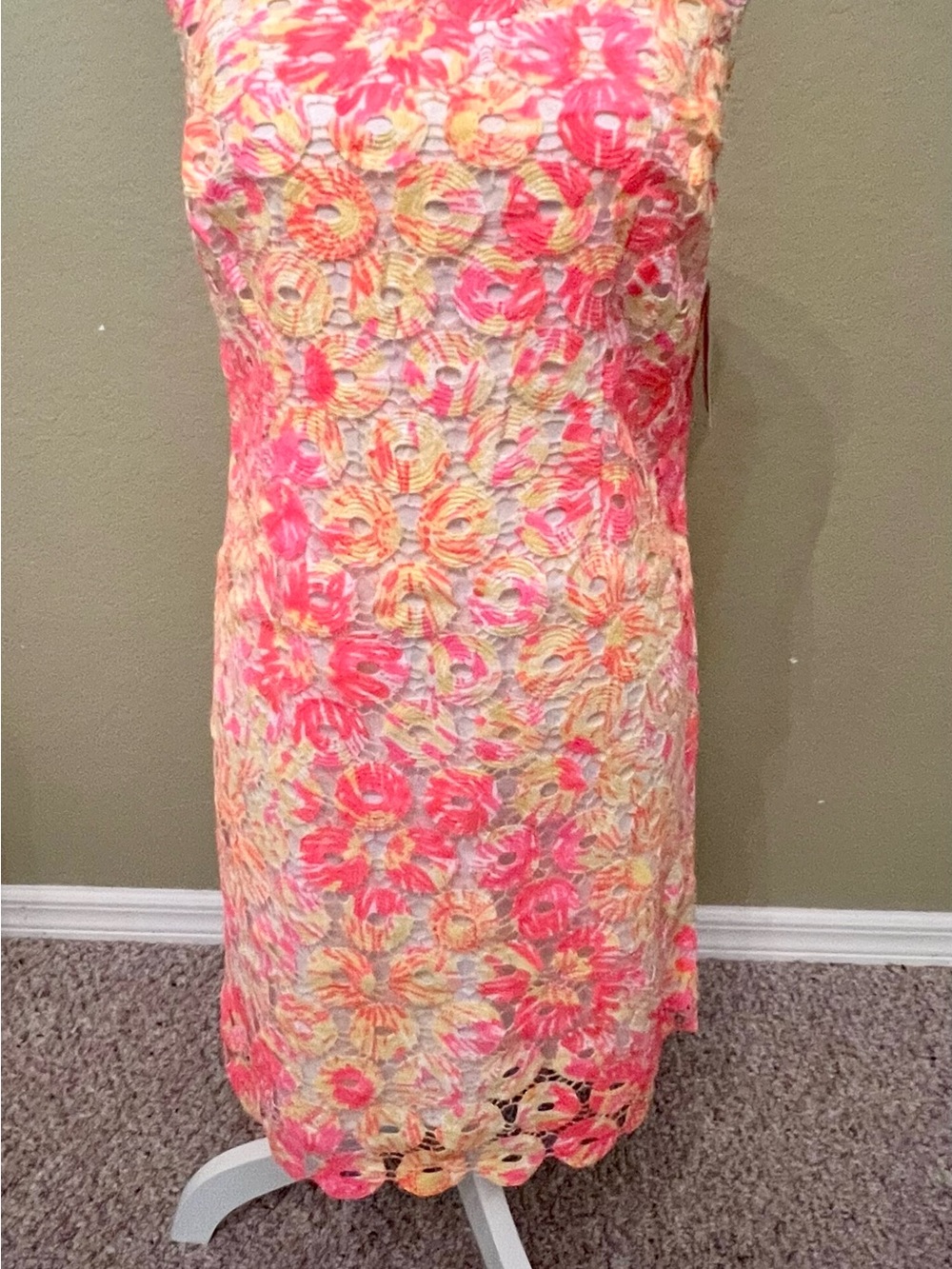 NWT Lily Pulitzer Henley Dress , perfect condition. Size 6